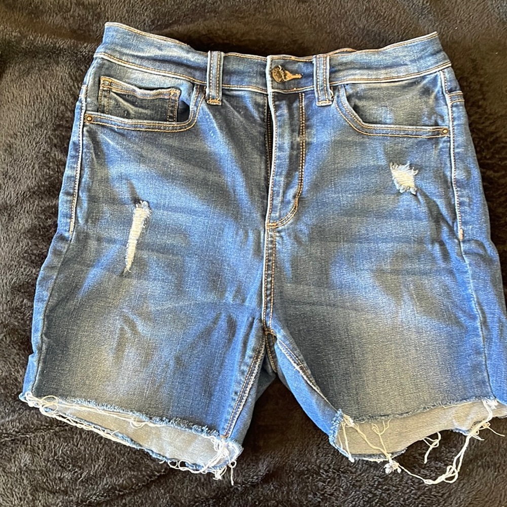 High rise shorts used
